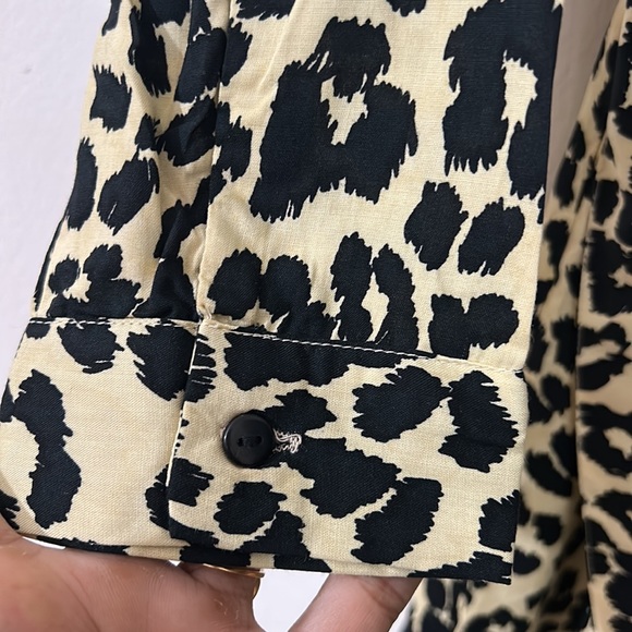 IMPORTED FABRIC BUTTON DOWN ANIMAL PRINT MIDI DRESS - Picture 5 of 7